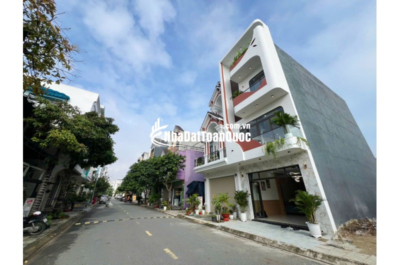 Sở Hữu Ngay Nhà Phố 83m², 4 Tầng, An Phú Thuận An, Có Phòng Xông Hơi, Giá 6.2 Tỷ